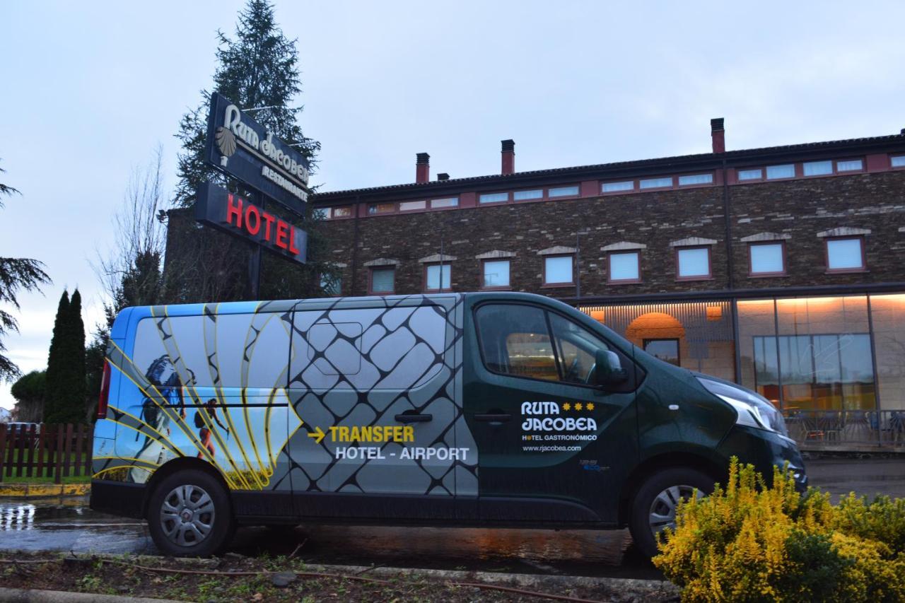 Ruta Jacobea Hotel Лавакоя Екстериор снимка